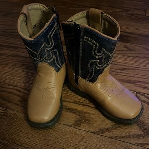 Blue and brown cowboy boots size 6 toddler